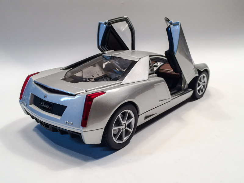 Illustration for article titled Cadillac Cien in 1/18 Scale by Hot Wheels